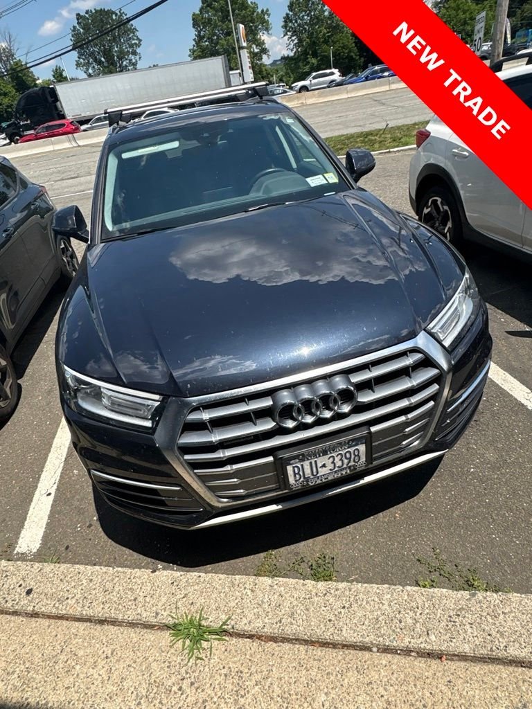 2019 Audi Q5 2.0T quattro S tronic Premium's photo