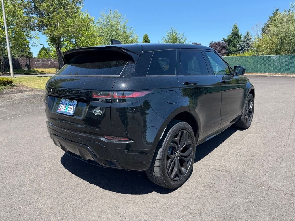 Used 2023 Santorini Black Metallic Land Rover R-Dynamic SE image 7