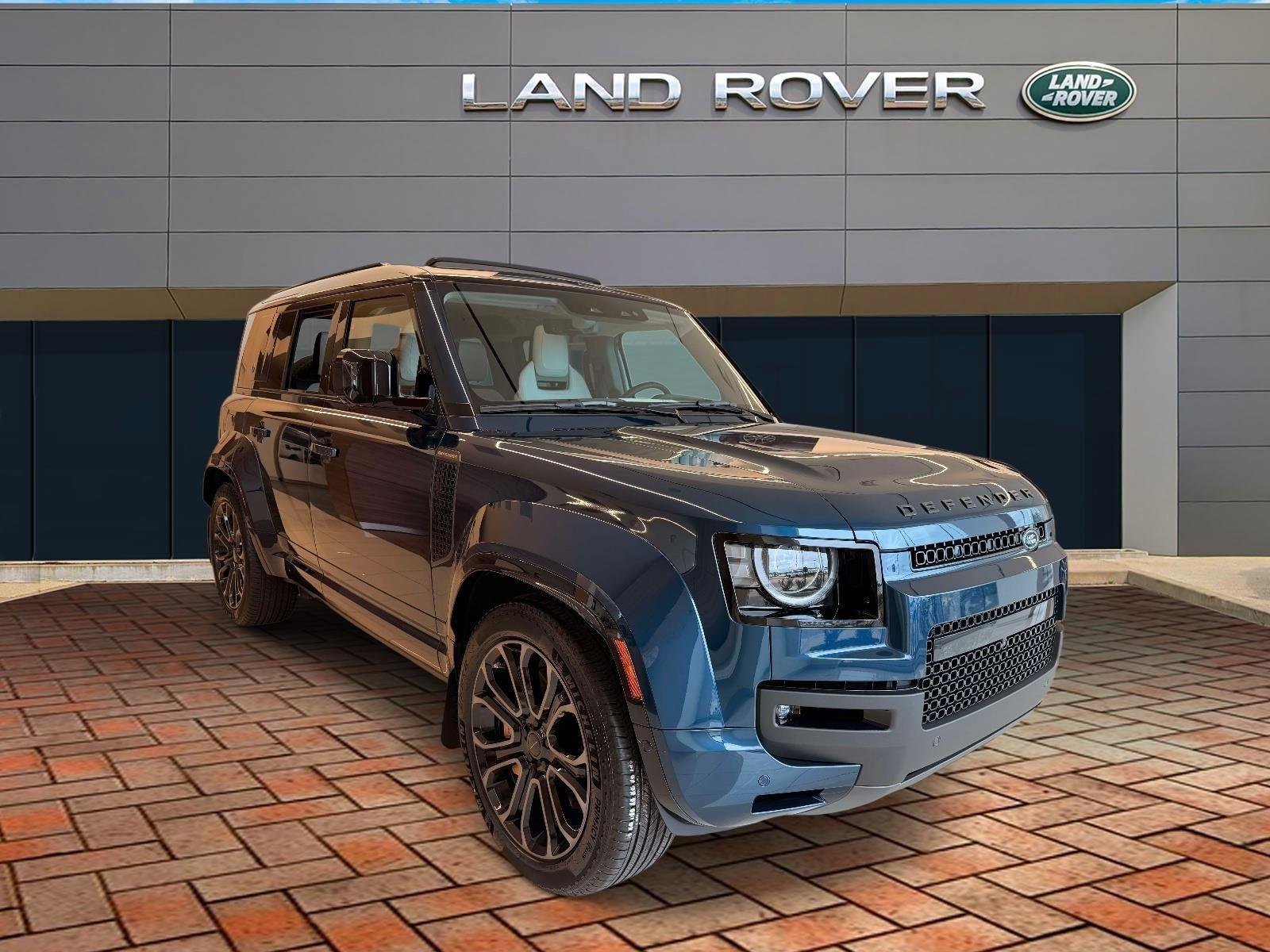 2026 Land Rover Defender 110 Octa