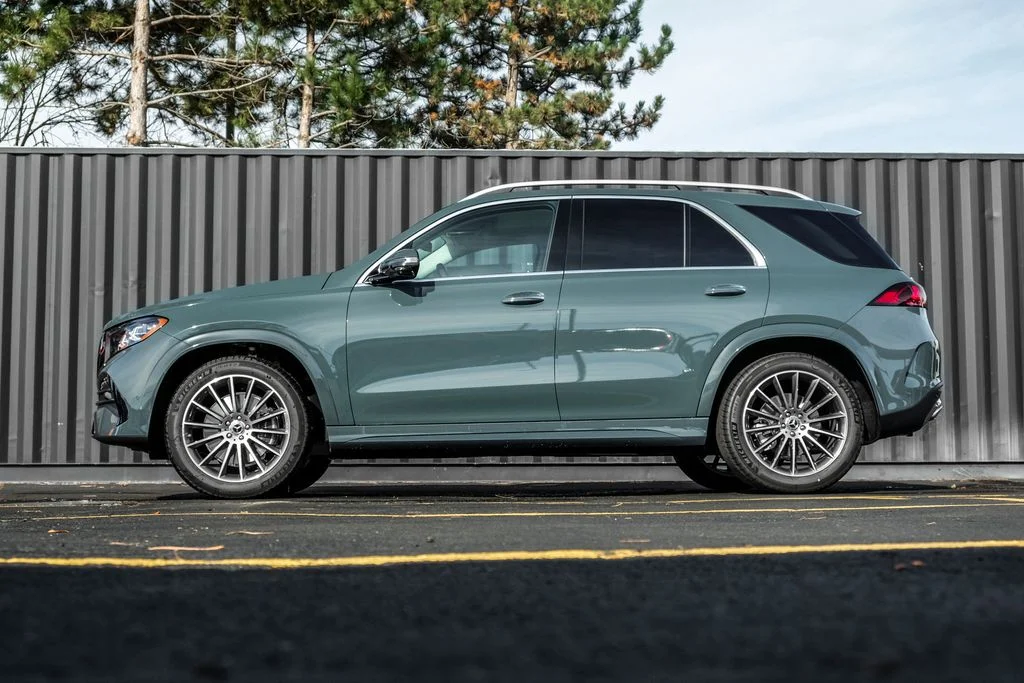 New 2027 Dark Petrol Mercedes-Benz GLE 350 image 4