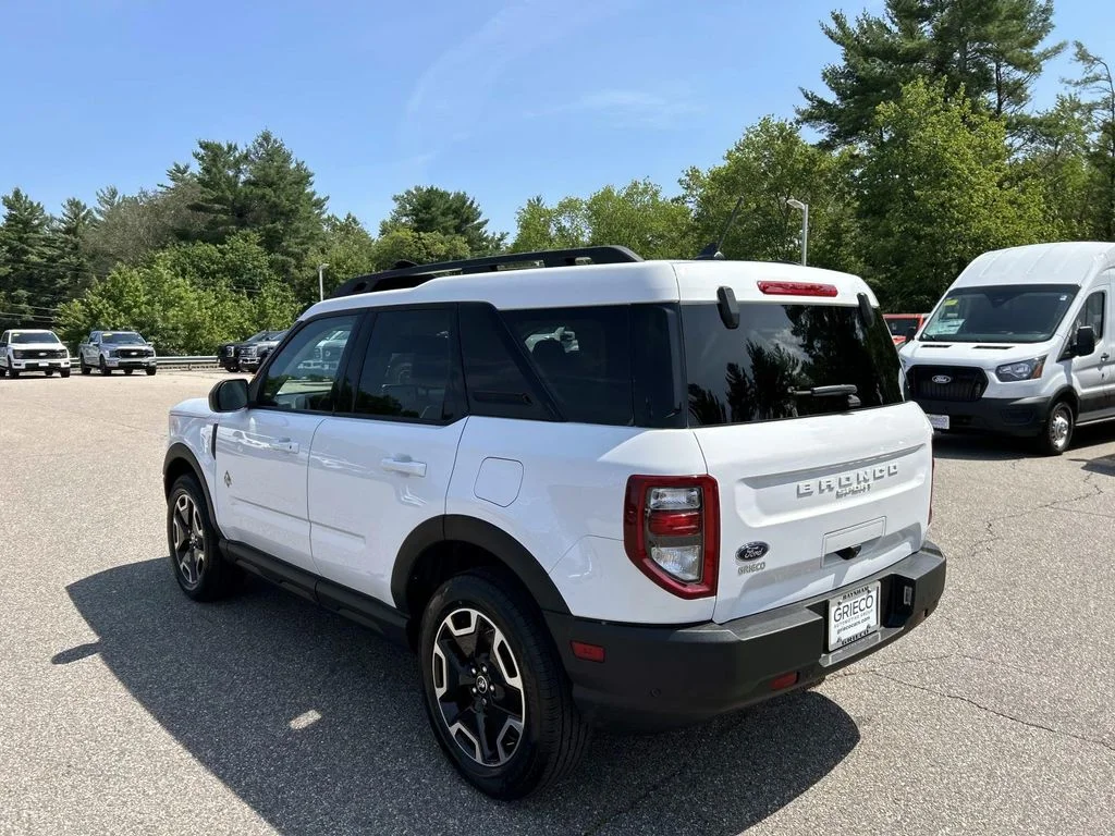 Used 2023 White Ford Outer Banks image 5