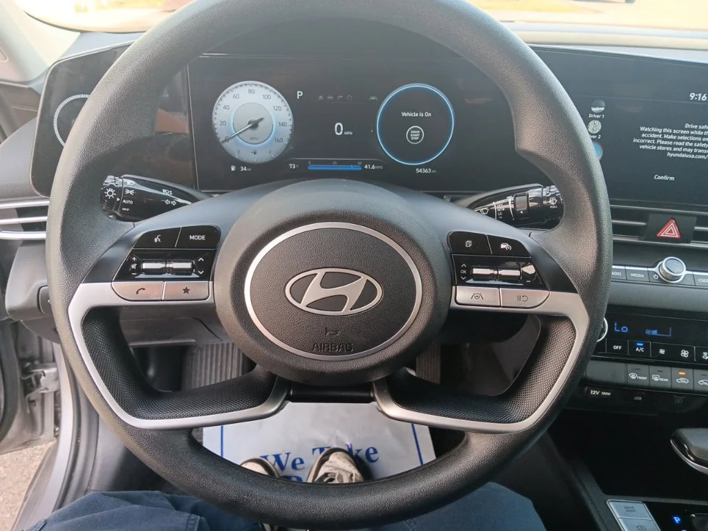 Used 2024 Fluid Metal Hyundai SEL image 16