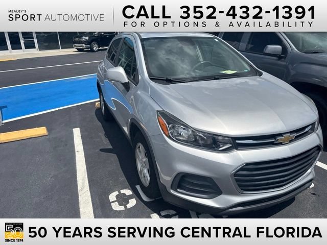 2020 Chevrolet Trax LS's photo