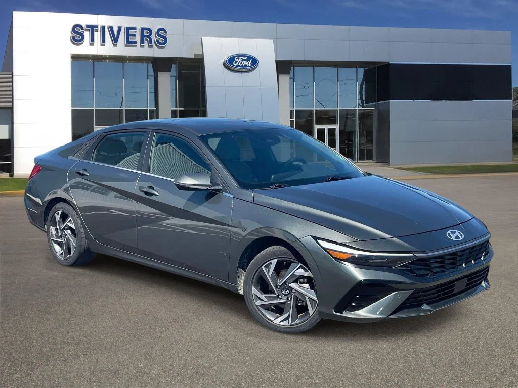 Used 2024 Gray Hyundai Limited image 1