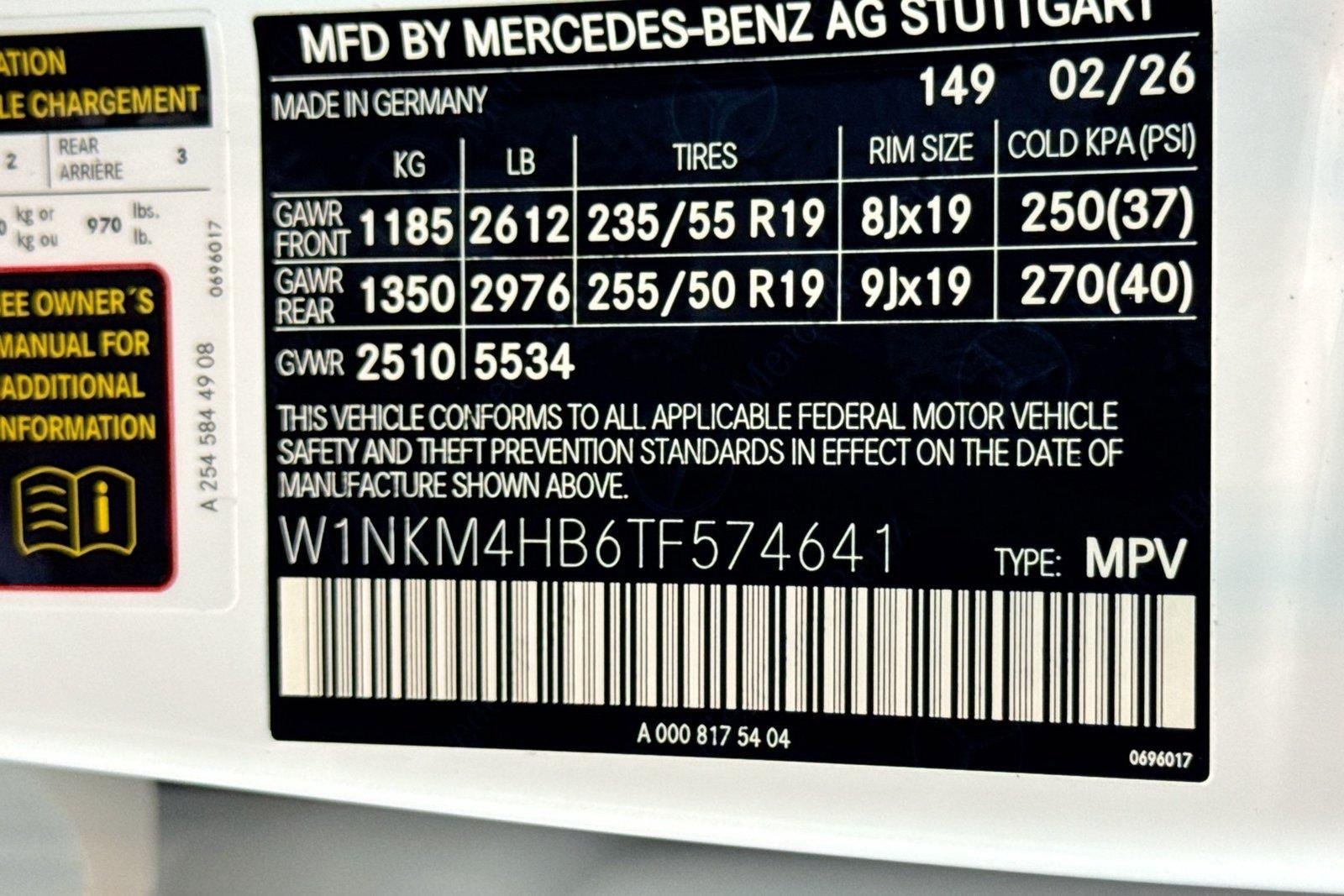 New 2026 Polar White Mercedes-Benz GLC 300 image 29