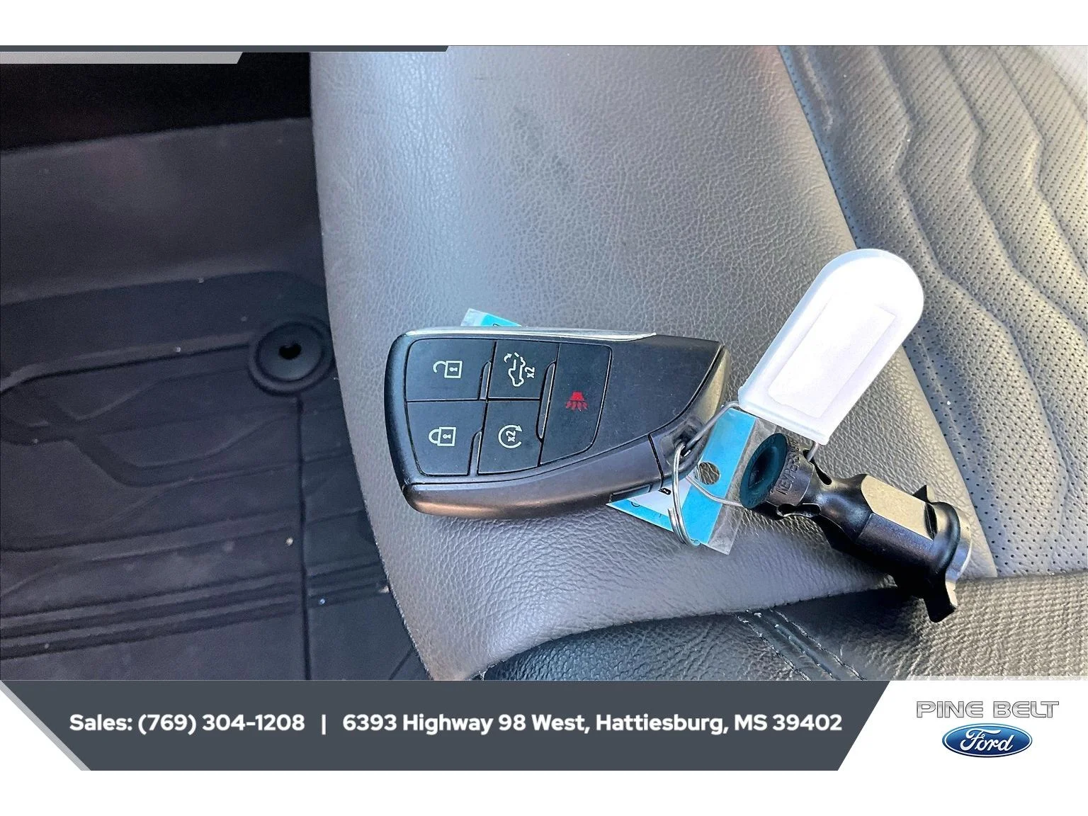 Certified Used 2024 Lakeshore Blue Metallic Chevrolet ZR2 image 9