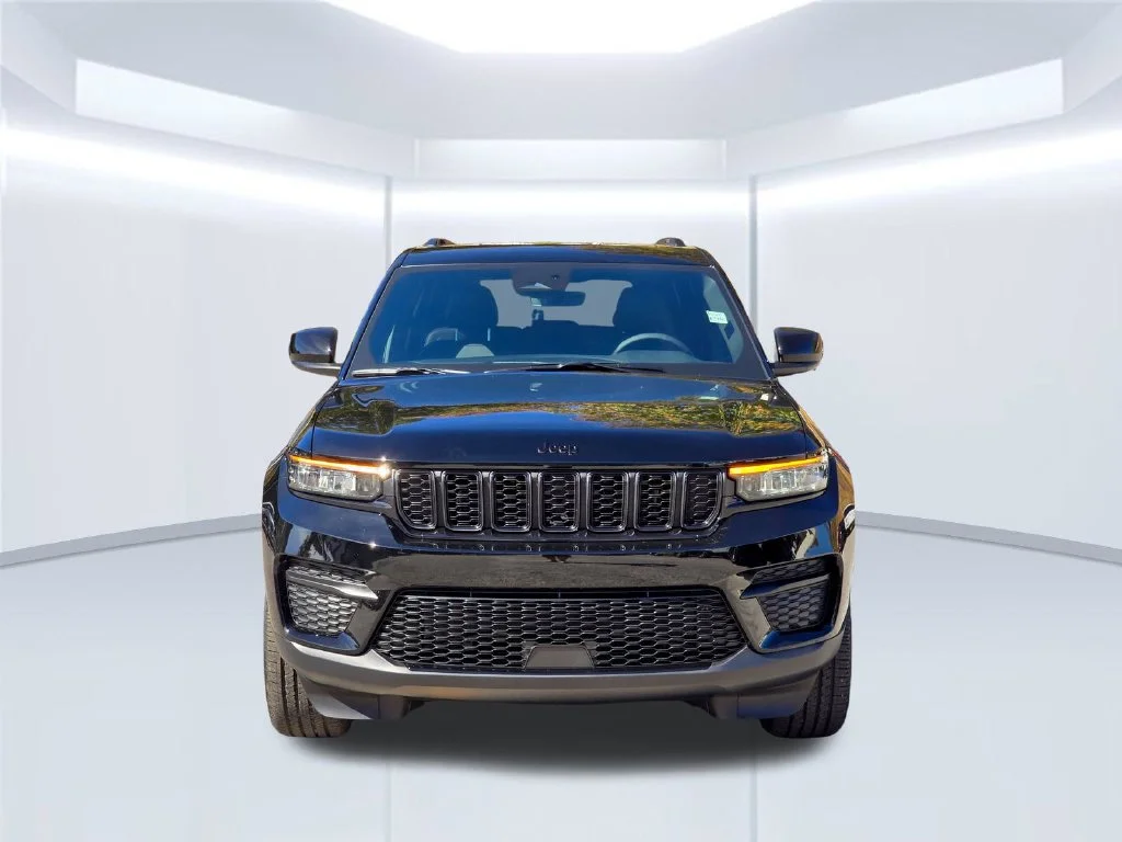 New 2027 Black Jeep Laredo X image 16