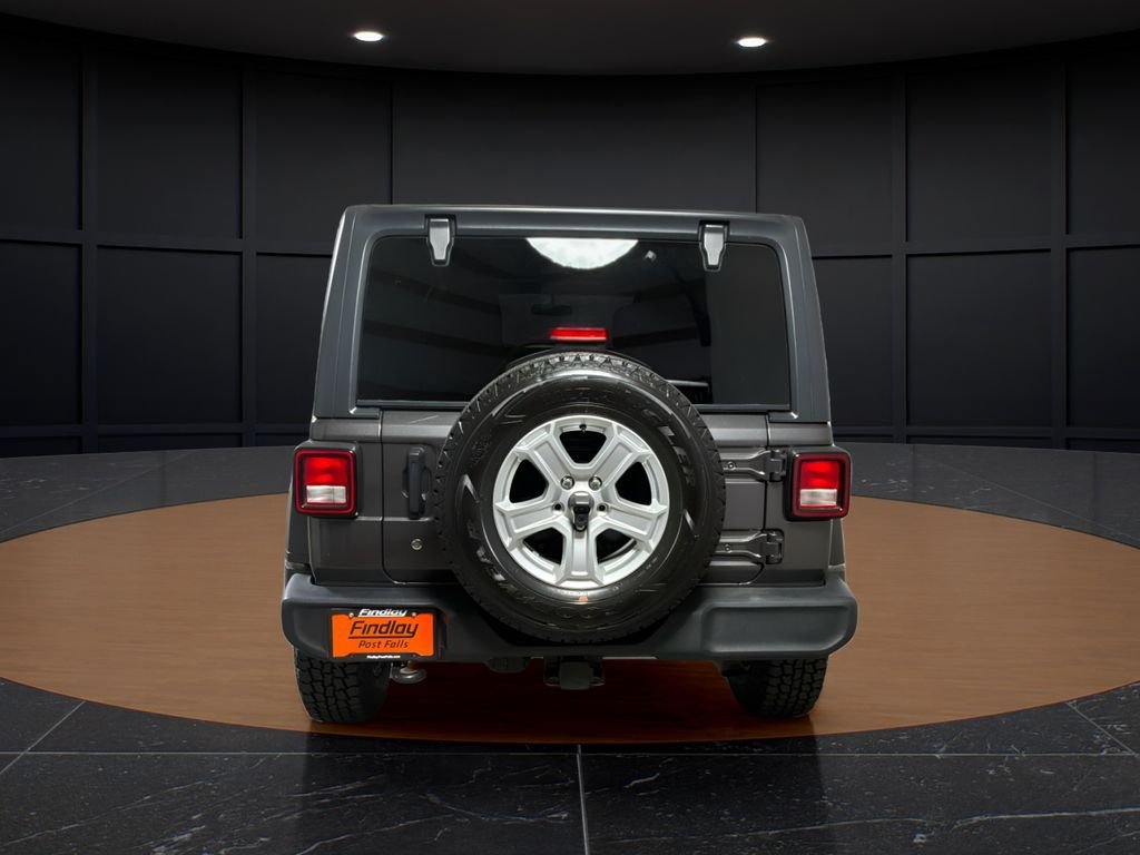 Used 2020 Gray Jeep Unlimited Sport S image 4