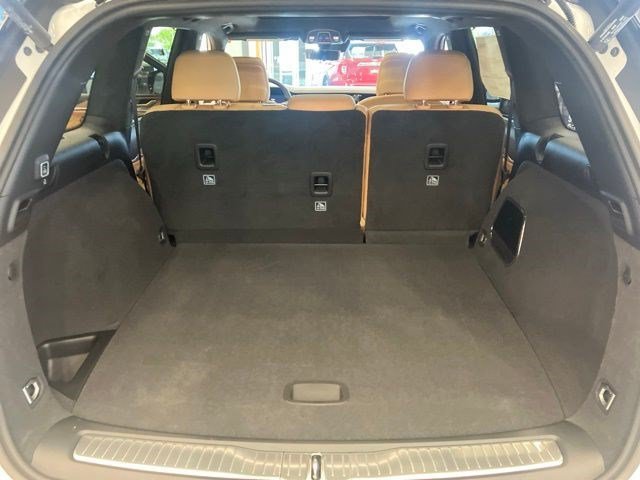 New 2026 Bright White Clear-Coat Exterior Paint Jeep Summit image 24