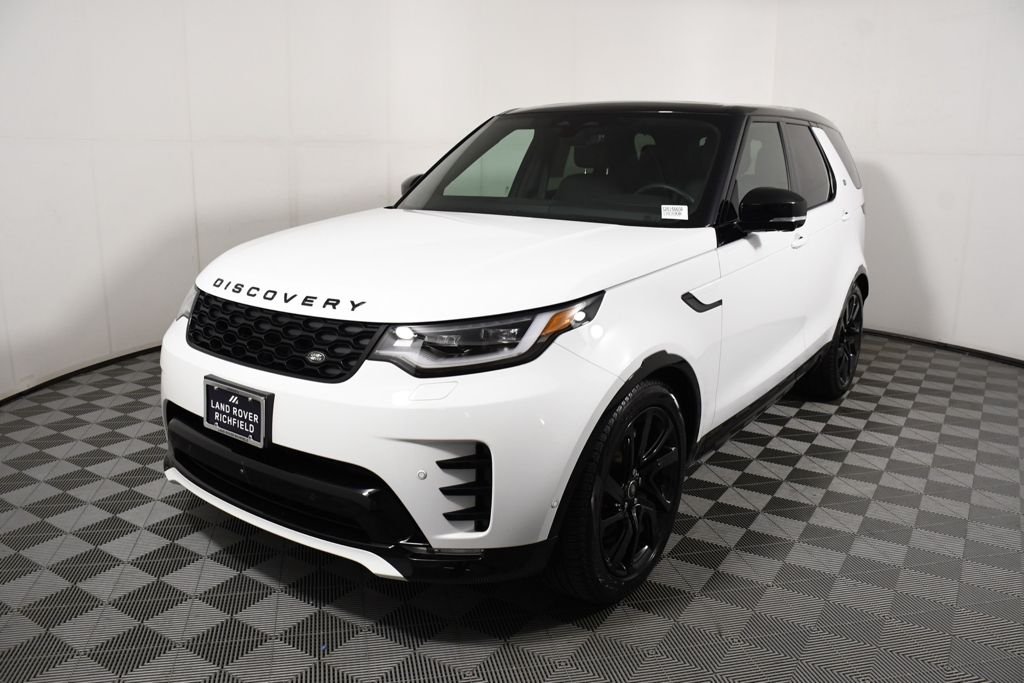 Certified Used 2025 Fuji White Land Rover Dynamic SE image 1