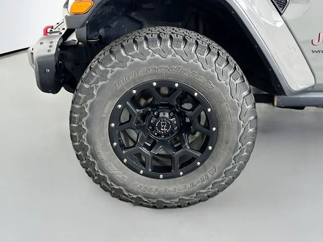 Used 2019 Gray Jeep Unlimited Rubicon image 27