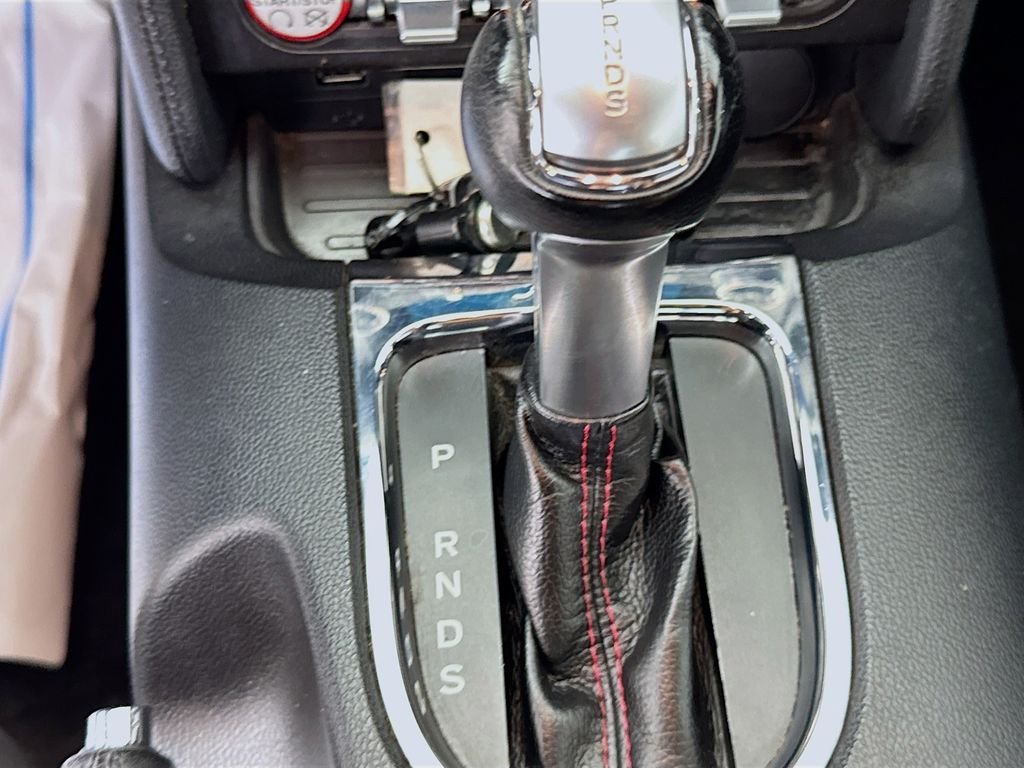 Used 2016 Oxford White Ford GT Premium image 22