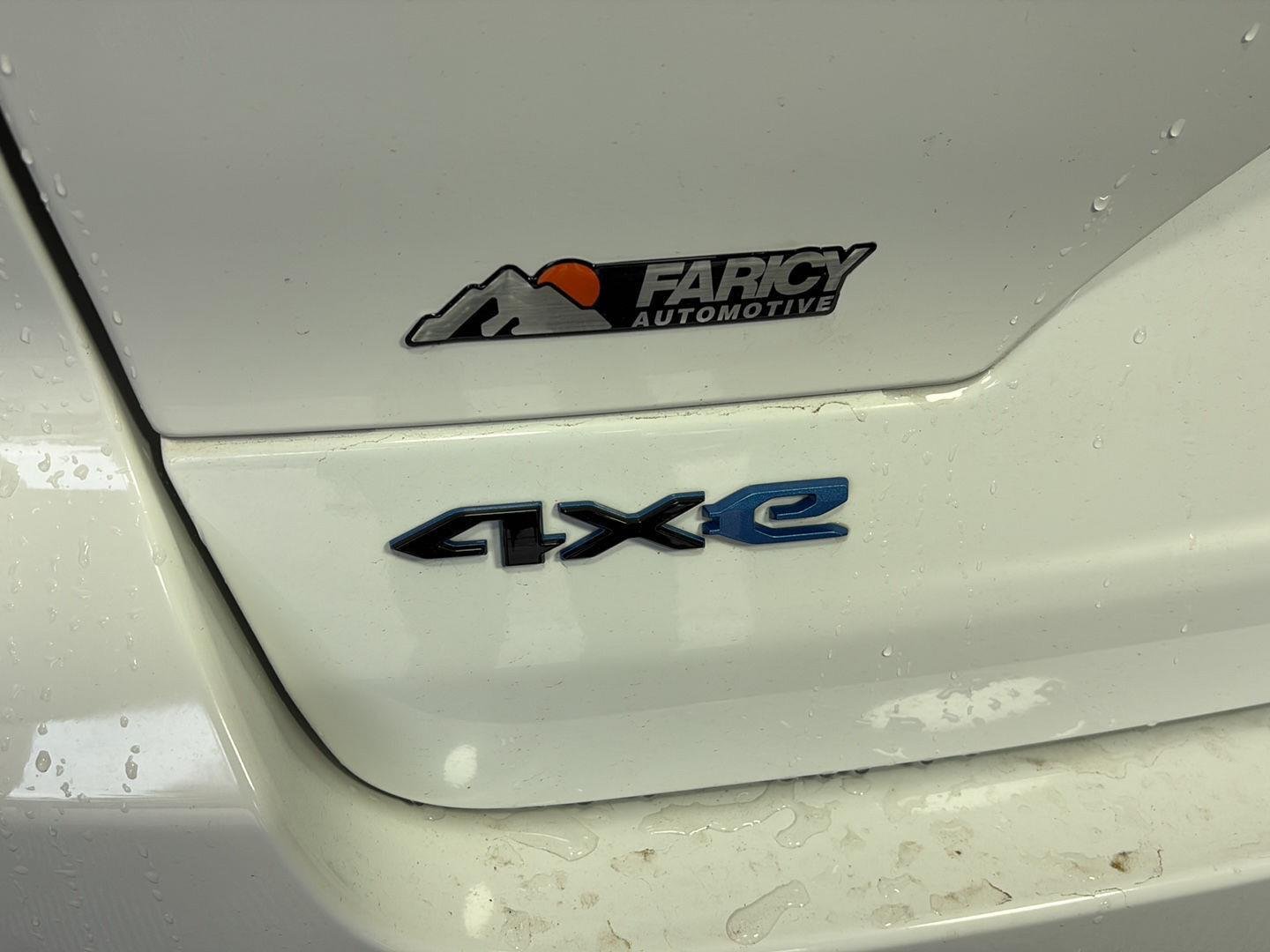 Used 2023 Bright White Clearcoat Jeep Trailhawk image 8