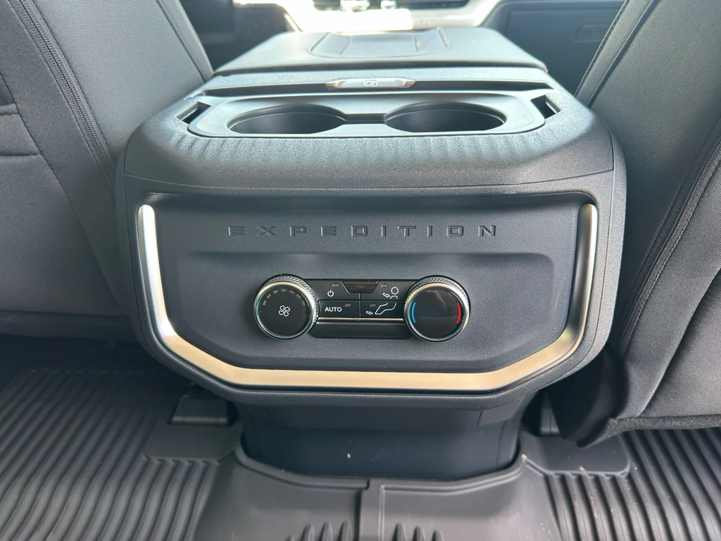 New 2025 Space Silver Metallic Ford Active image 29
