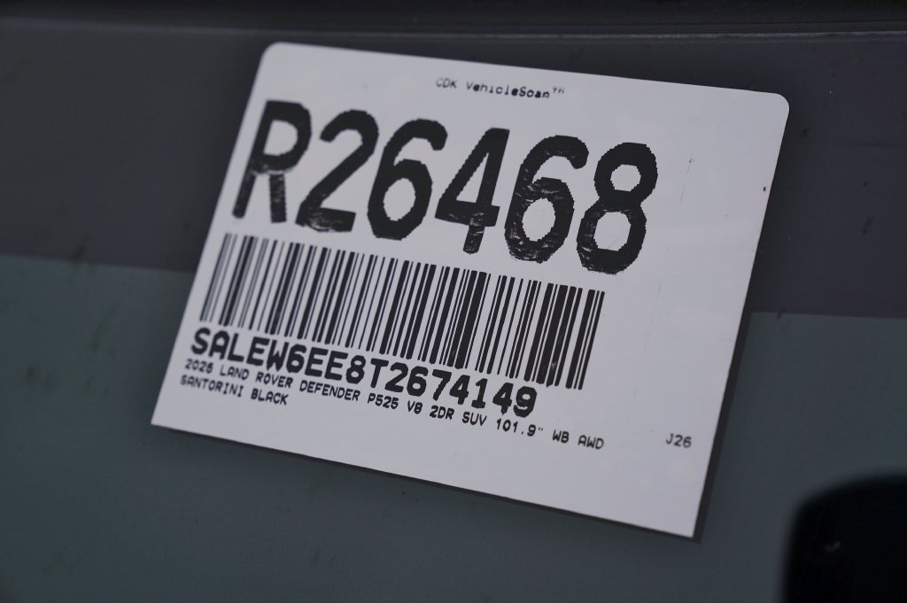 New 2026 Santorini Black Land Rover V8 image 34
