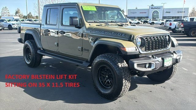 2025 Jeep Gladiator High Tide Auto's photo