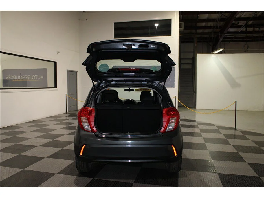 Used 2021 Nightfall Gray Chevrolet 1LT image 17