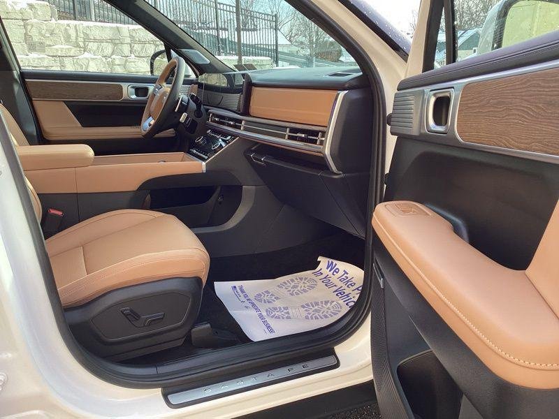 New 2026 White Hyundai Calligraphy AWD image 22