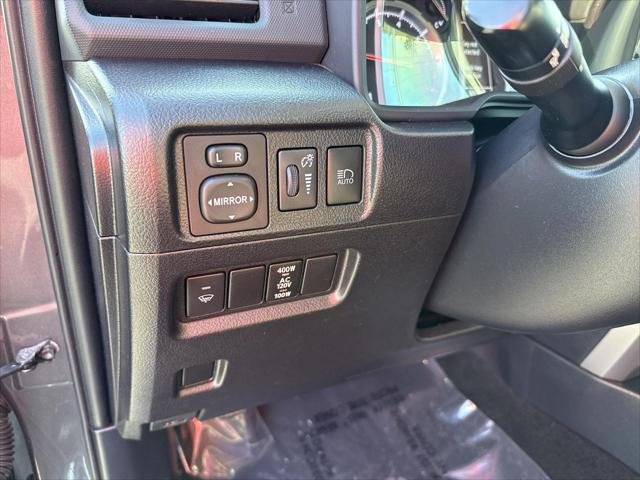Certified Used 2021 MAGNETIC GRAY MET. Toyota  image 19