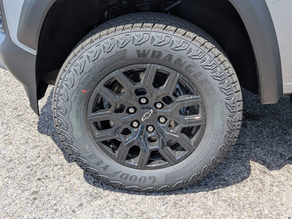 New 2026 Sterling Gray Metallic Chevrolet Trail Boss image 11