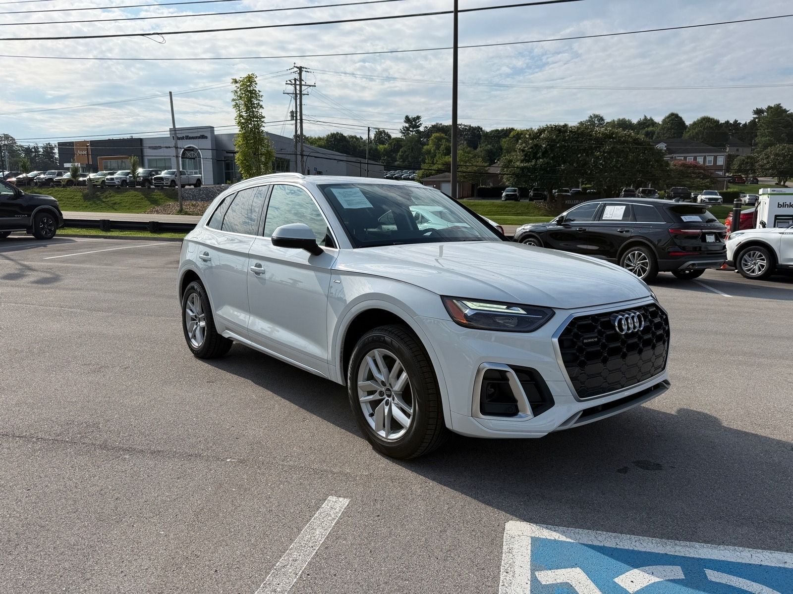 Used 2022 Glacier White Metallic Audi 45 S line Premium image 8