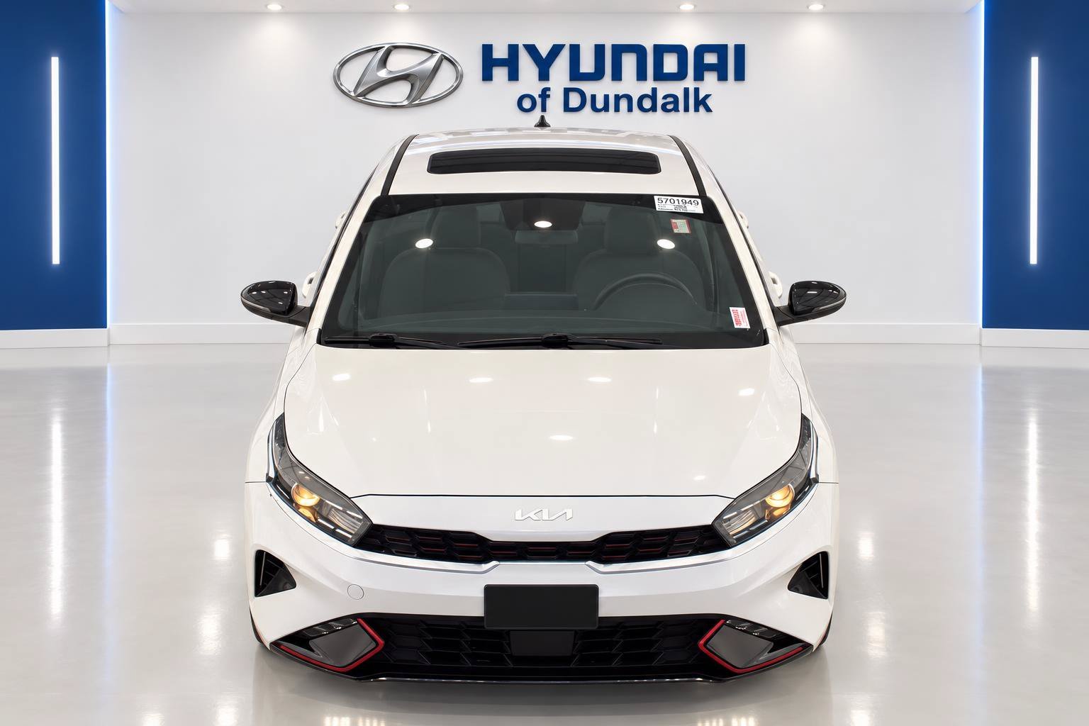 Used 2022 White Kia GT-Line image 5