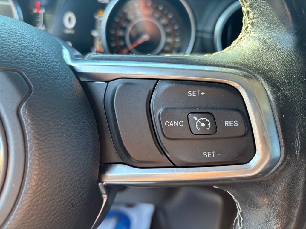 Certified Used 2020 Gray Jeep Overland image 32