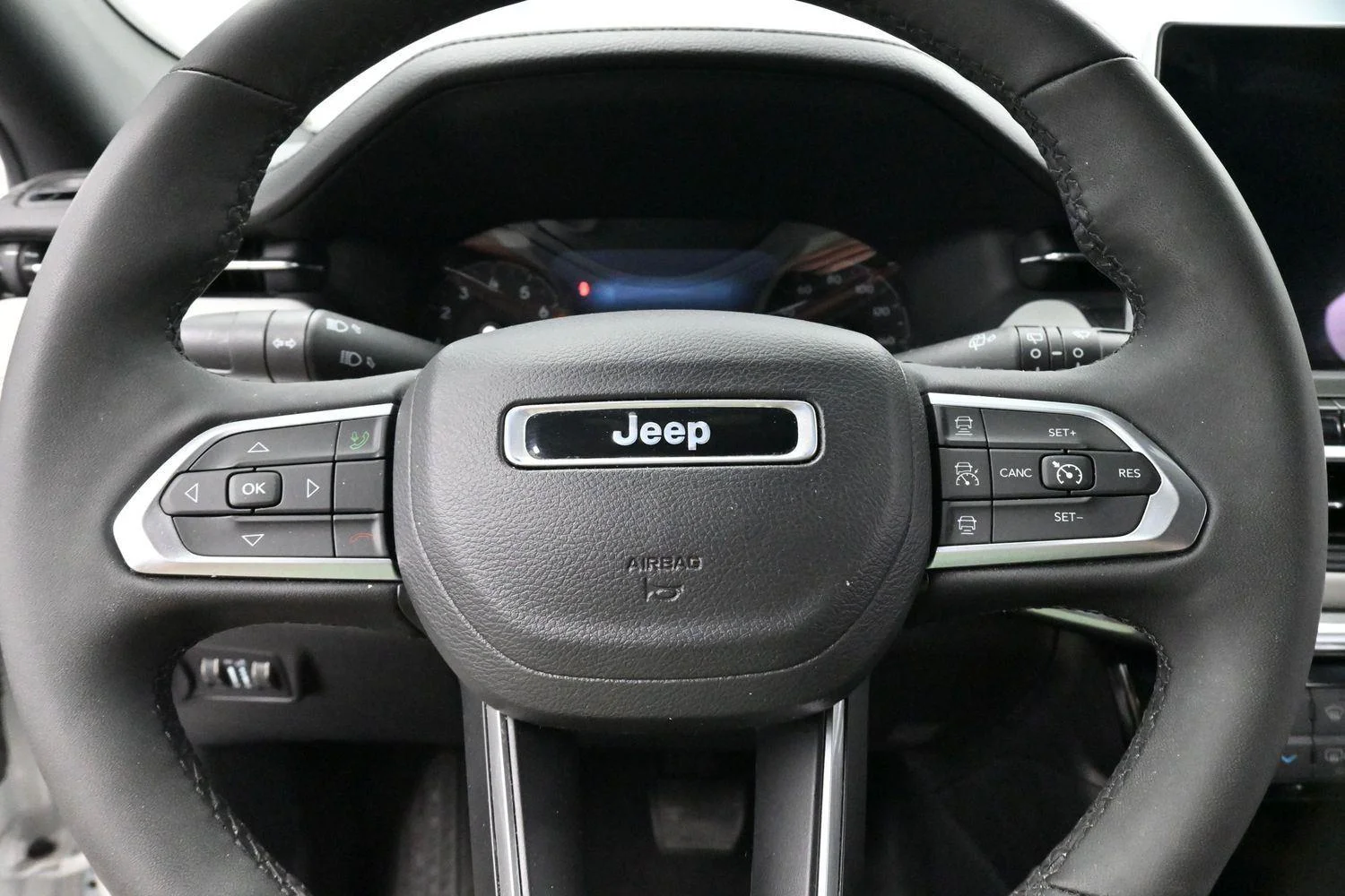 Used 2023 Bright White Clearcoat Jeep Limited image 16