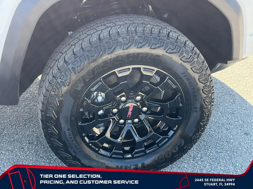 New 2026 Summit White GMC Elevation image 21