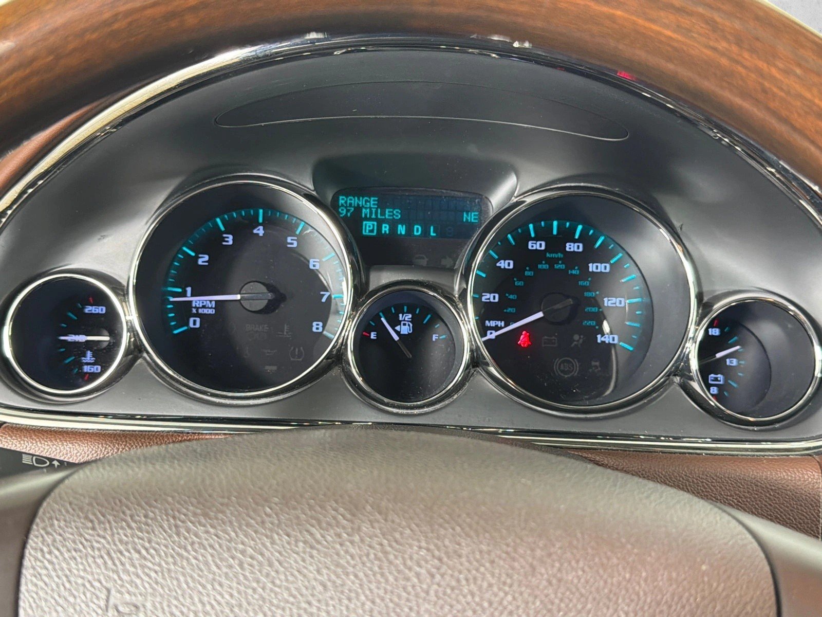 Used 2014 White Diamond Tricoat Buick Premium image 29