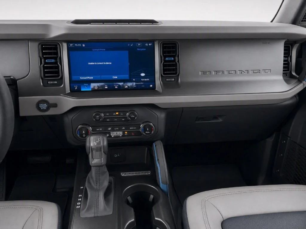 Used 2022 Silver Ford Wildtrak image 16