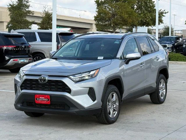 Certified Used 2025 SILVER SKY METALLIC Toyota XLE image 8