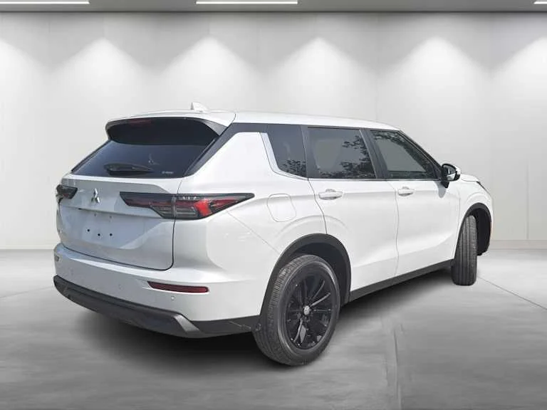 New 2026 White Diamond Mitsubishi ES 1.5T S-AWC image 3
