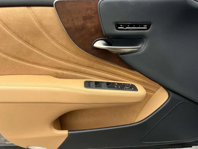 2023 Lexus LS Base - Photo 28