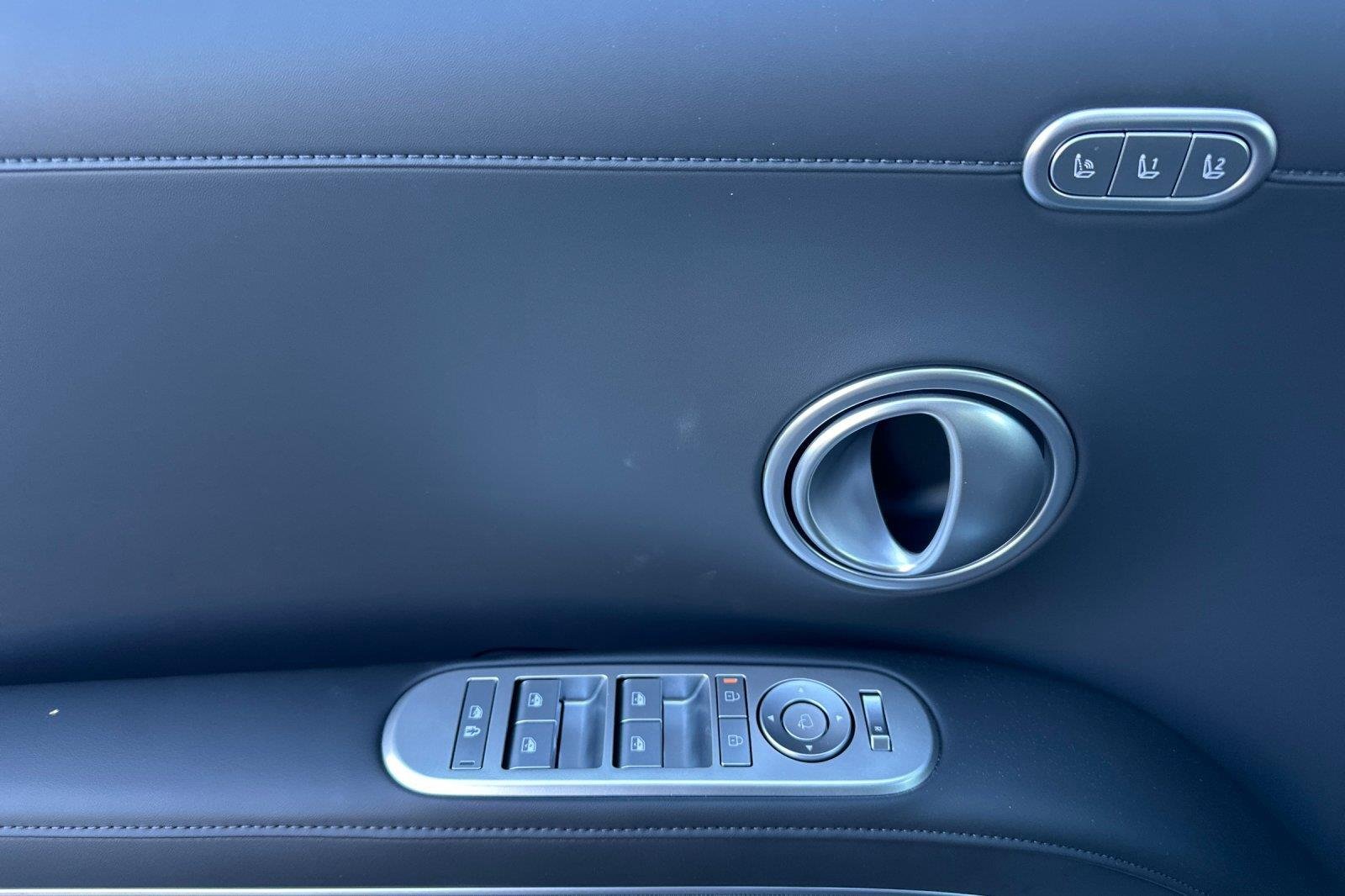 New 2026 Ecotronic Gray Pearl Hyundai Calligraphy AWD image 40