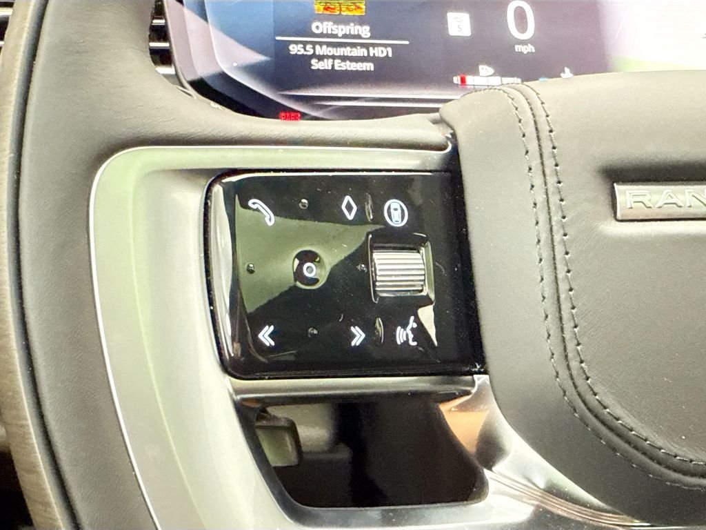 New 2026 Borasco Grey LAND ROVER SV Signature Suite image 11