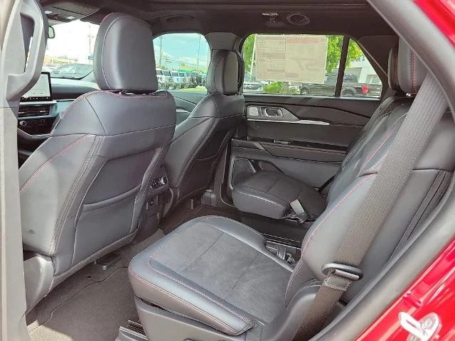 New 2026 Rapid Red Metallic Tinted Clearcoat Ford ST image 10