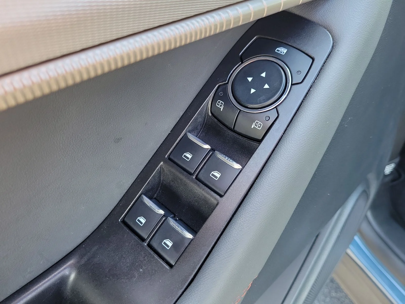 Certified Used 2025 Blue Ford Active image 17