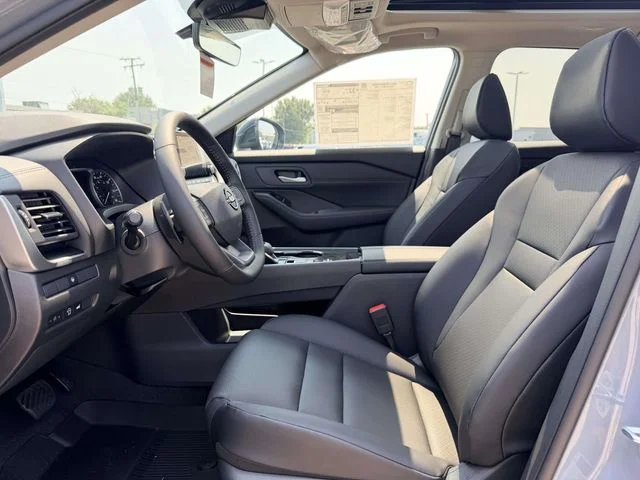 New 2026 Boulder Gray Pearl Nissan Dark Armor™ image 15