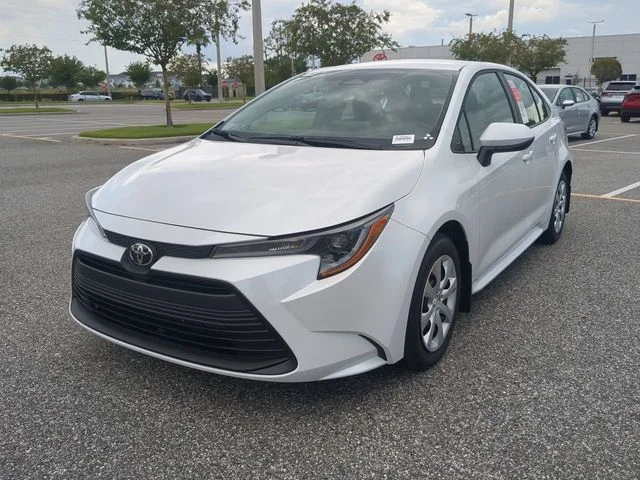 New 2026 Ice Cap Toyota LE image 8