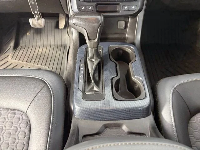 Used 2019 White Chevrolet Z71 image 34