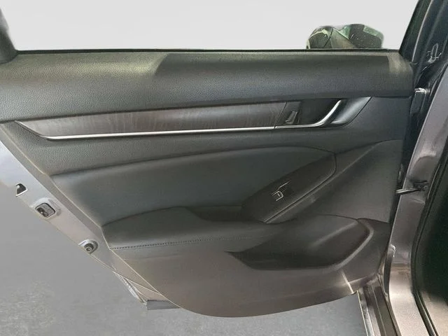 Used 2021 Modern Steel Metallic Honda EX-L image 15