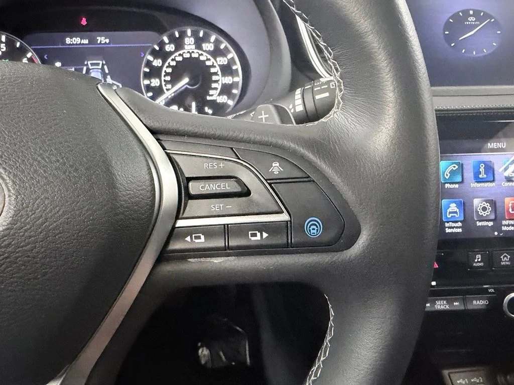 Certified Used 2023 Gray INFINITI LUXE image 25