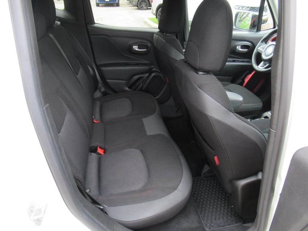 Certified Used 2023 White Jeep Trailhawk image 30