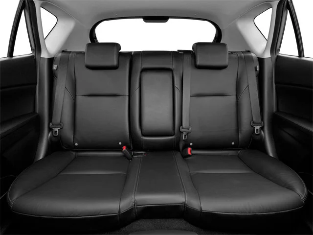 Used 2013  Mazda i Touring image 14