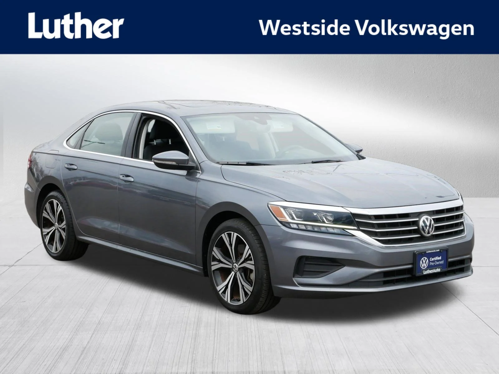 2022 Volkswagen Passat 2.0T SE Auto's photo