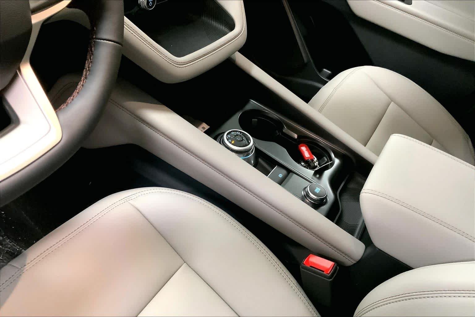 New 2026 Carbonized Gray Metallic Ford Active image 6