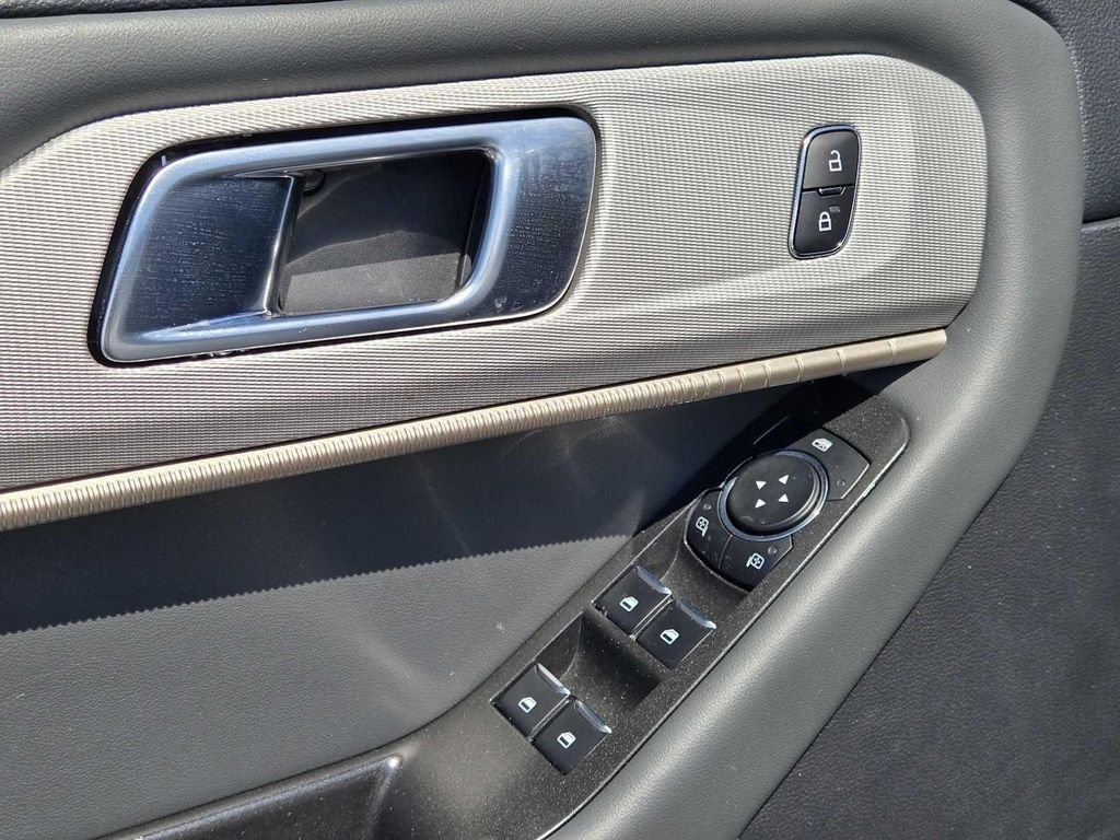 Used 2025 White Ford Active image 20