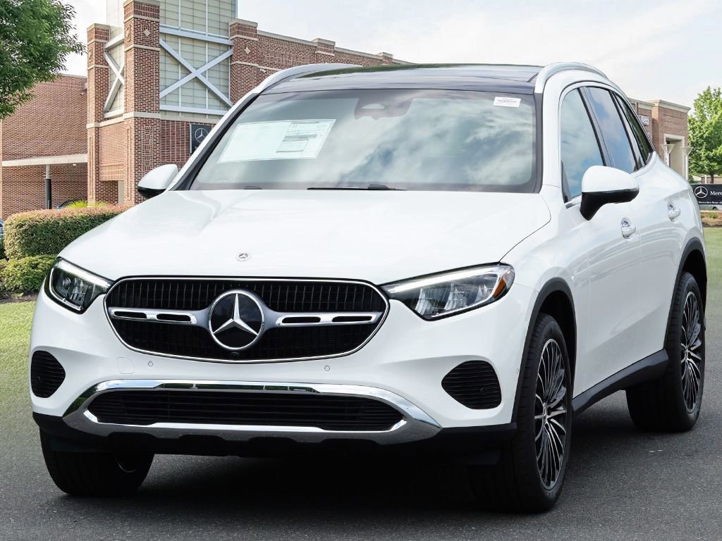 New 2026 Polar White Mercedes-Benz GLC 300 image 25