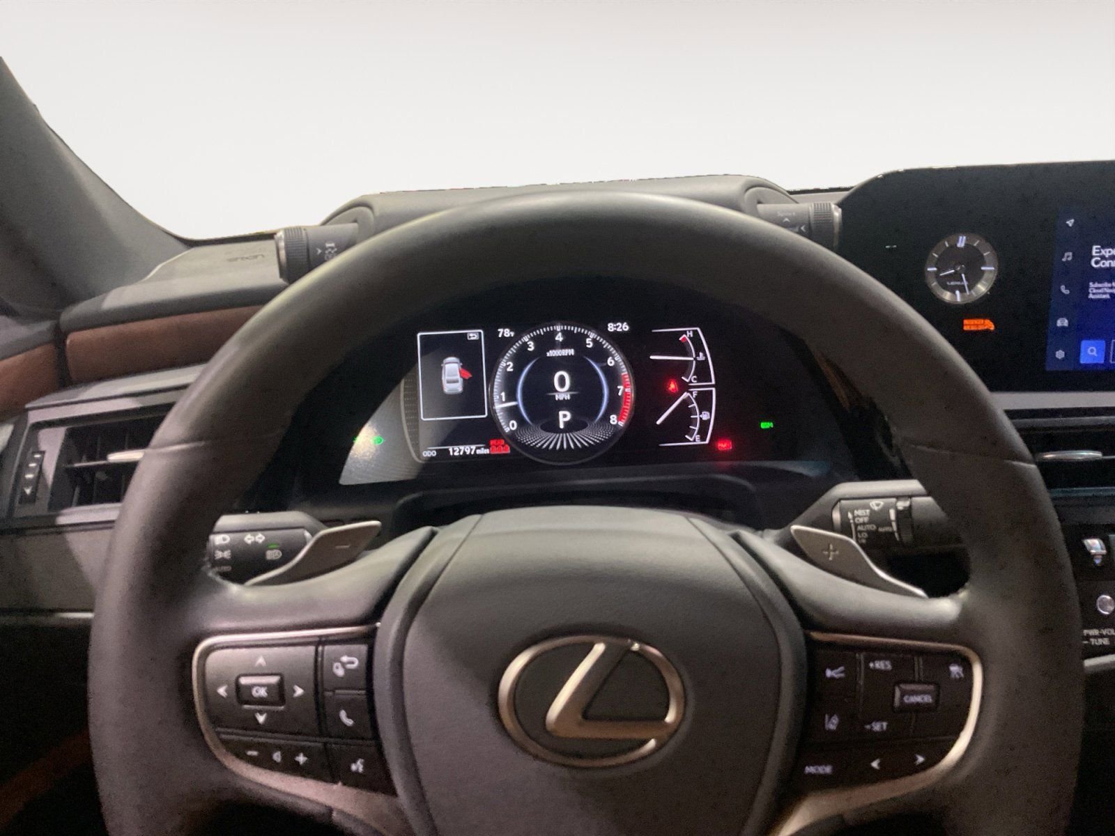 Used 2025 White Lexus 350 image 19